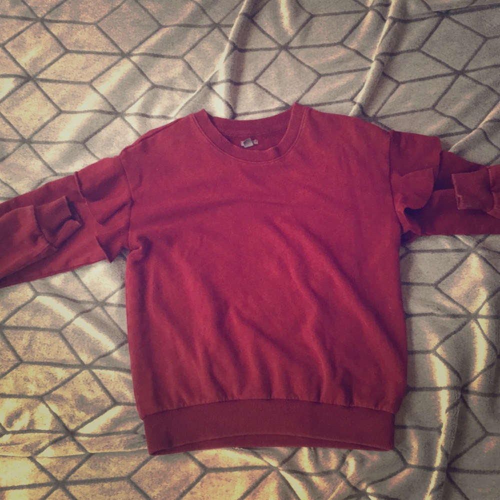 Arie Sweatshirt